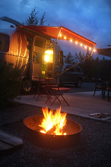 A great dinner…flank steak and baked potato and corn on the cob…all available at the campground. Perfect way to end the night.